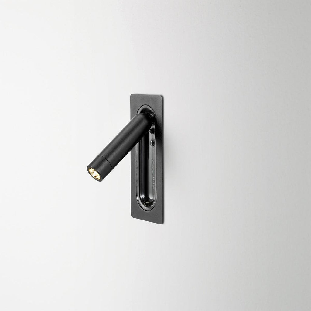 Braxley Aluminium Wall Light-Moonnatur