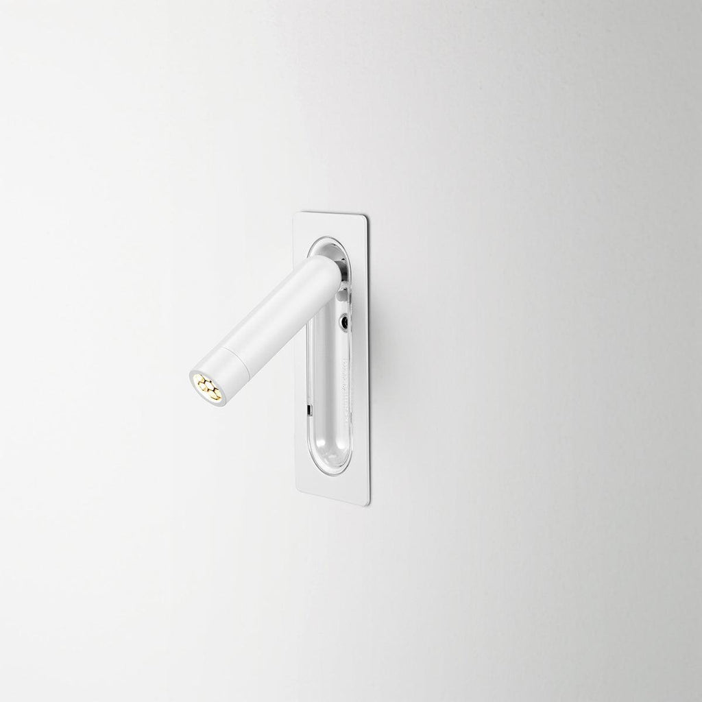 Braxley Aluminium Wall Light-Moonnatur