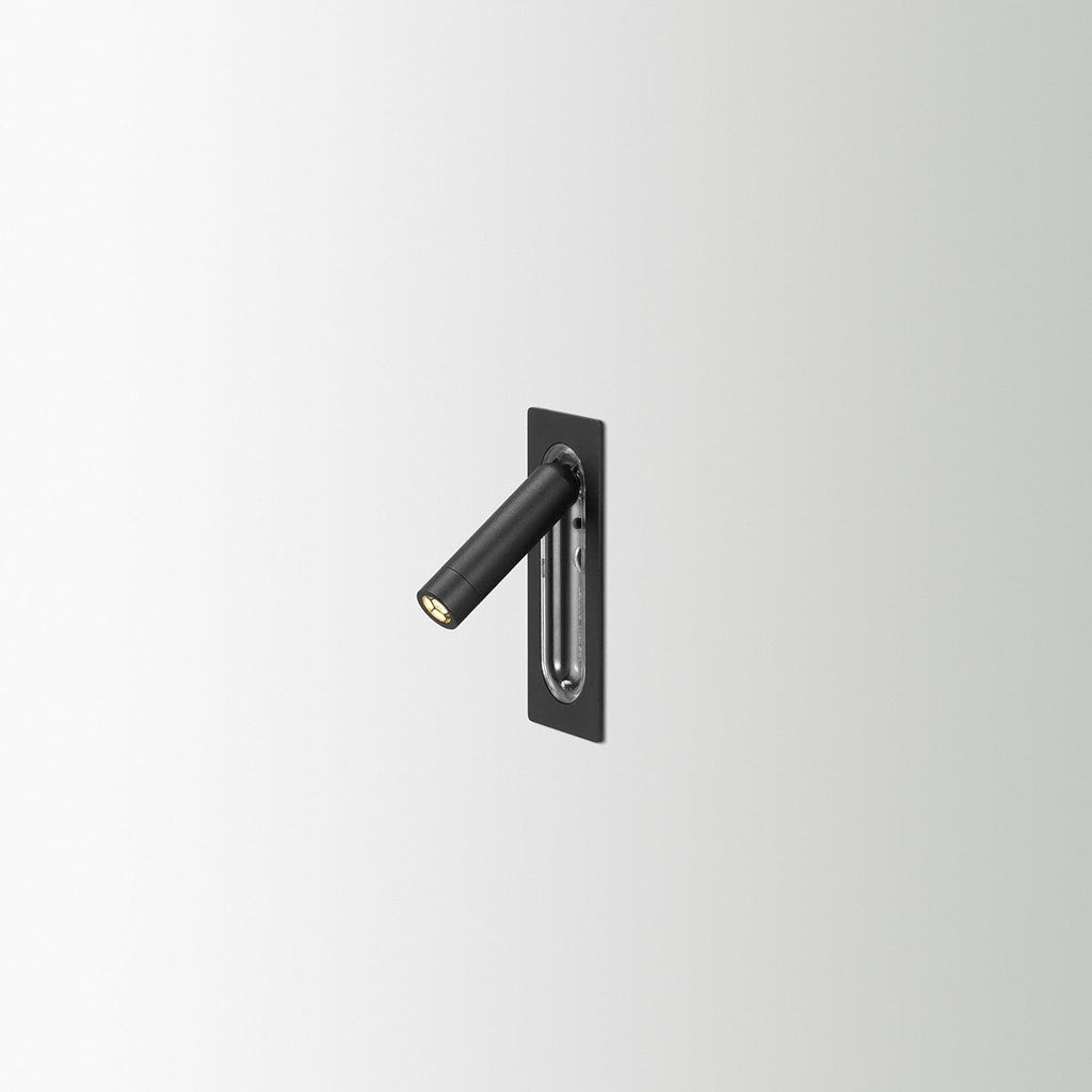 Braxley Aluminium Wall Light-Moonnatur