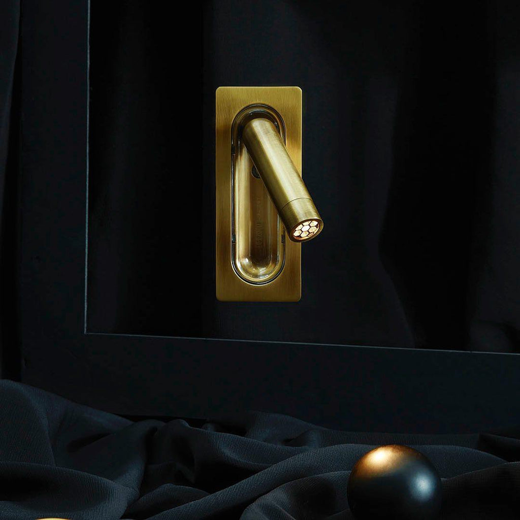 Braxley Aluminium Wall Light-Moonnatur