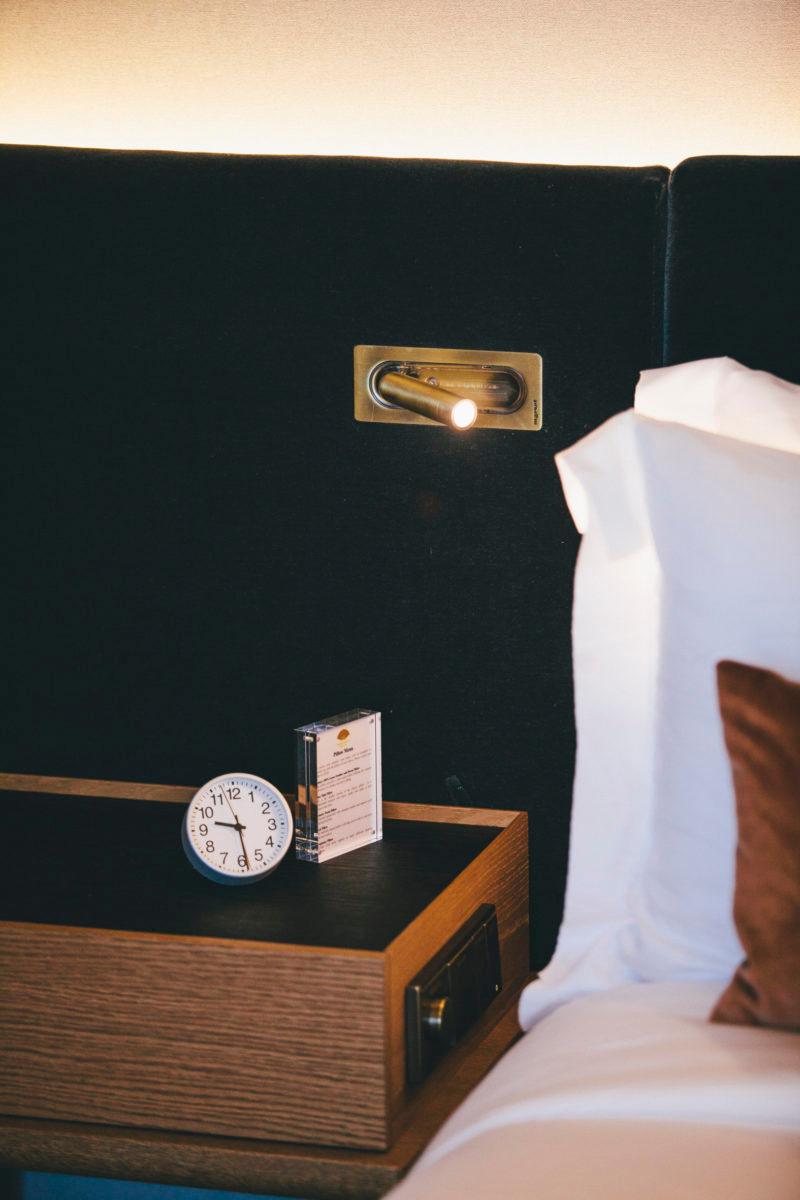 Braxley Aluminium Wall Light-Moonnatur