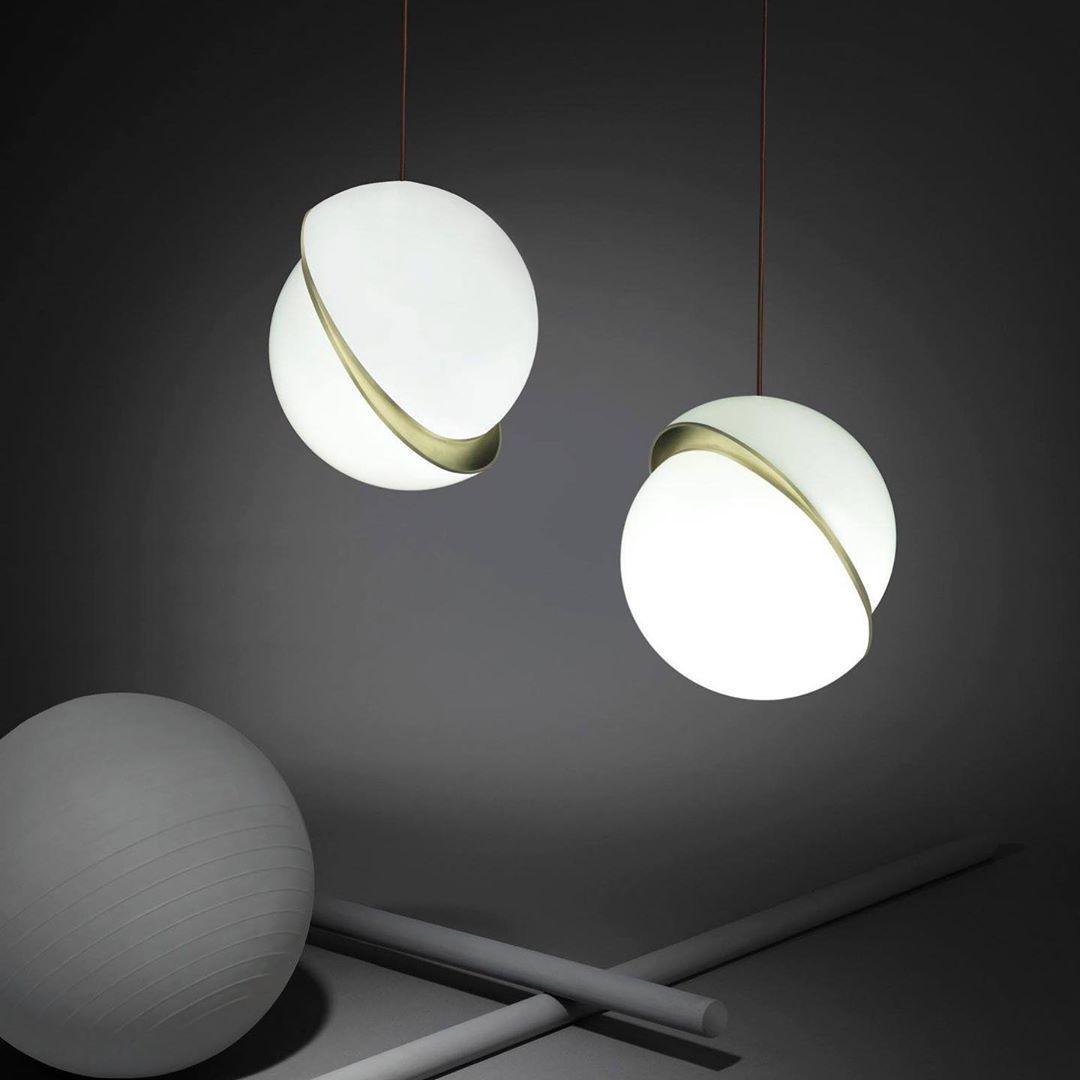 Olivra Acrylic Pendant Lamp-Moonnatur