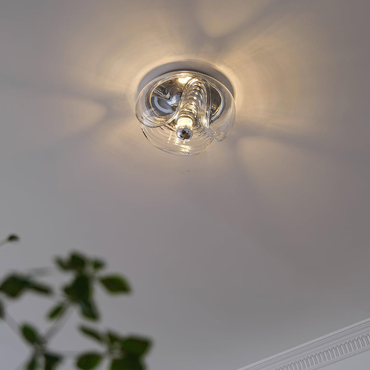 Aubergrove Glass Wall Light-Moonnatur