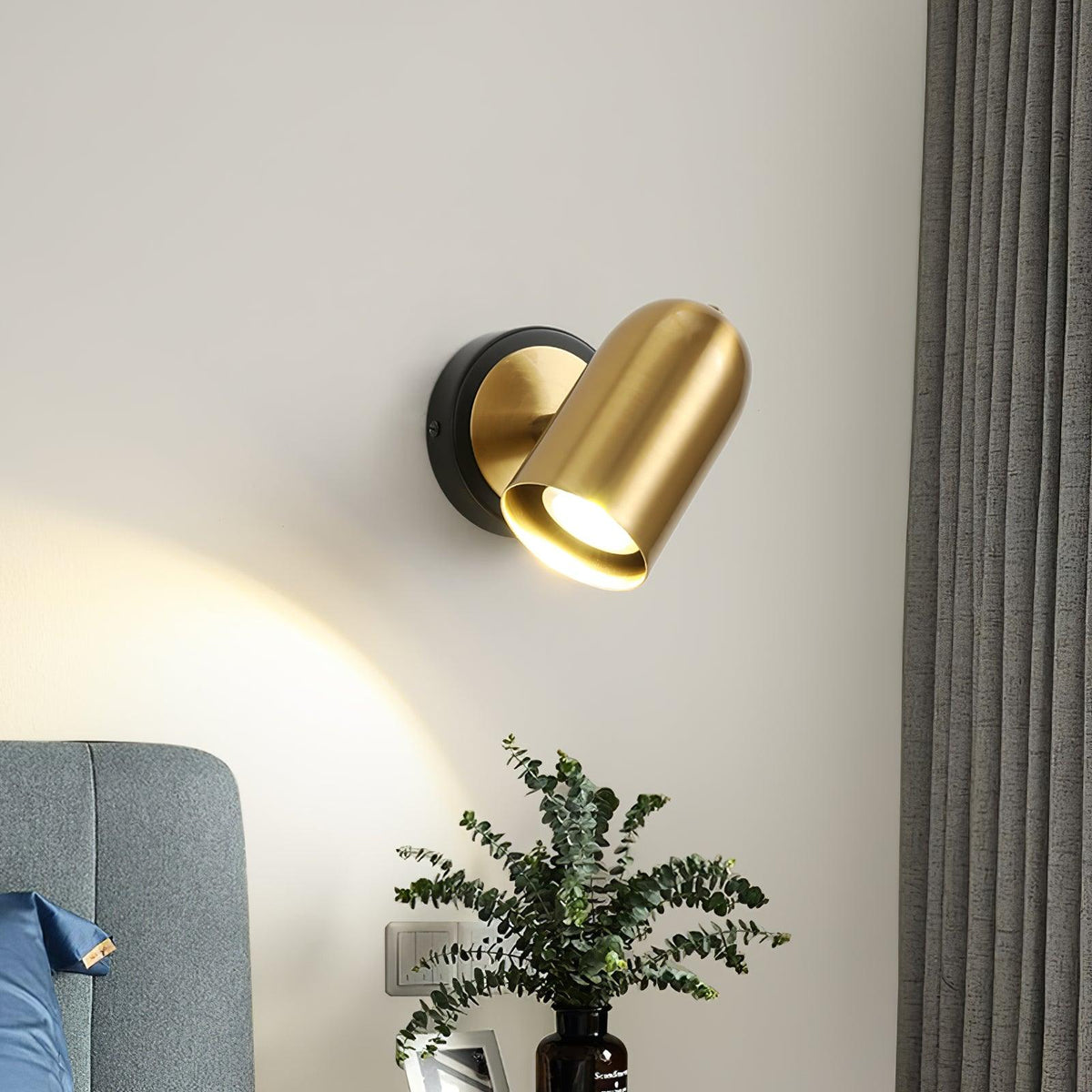 Nolira Iron Wall Lamp-Moonnatur
