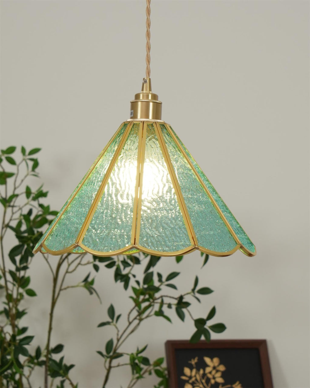 Ordellyn Glass Pendant Light-Moonnatur