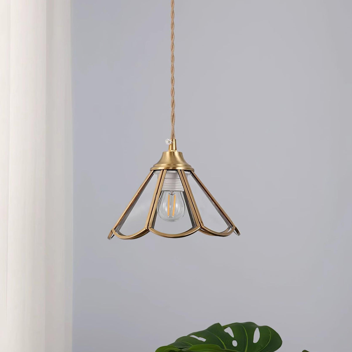 Ordellyn Glass Pendant Light-Moonnatur