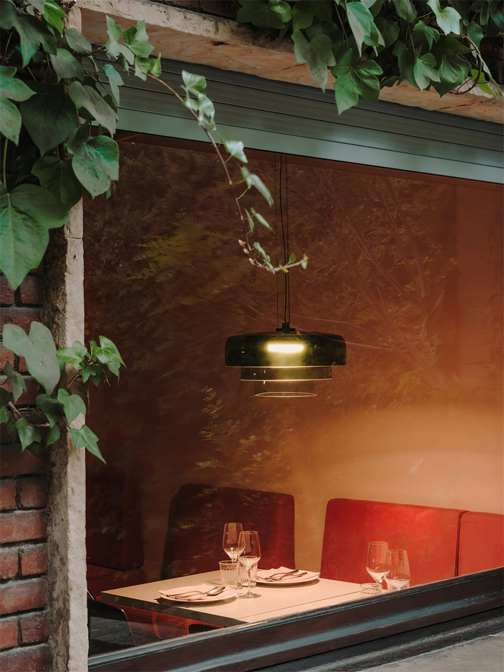 Cardenia Glass Pendant Light-Moonnatur