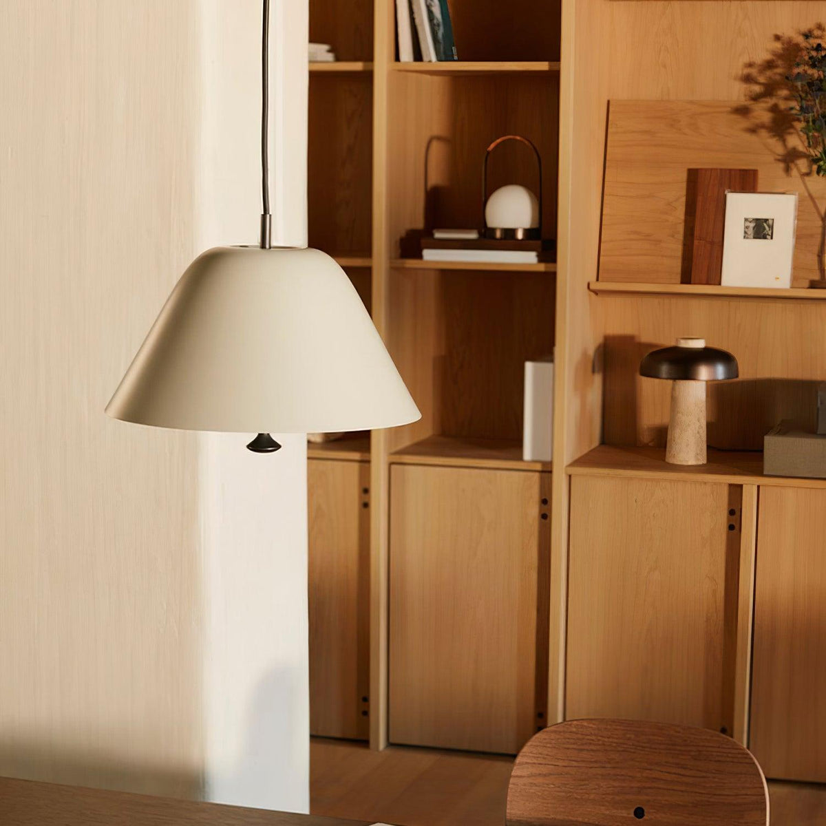 Selvenenora Metal Pendant Light-Moonnatur