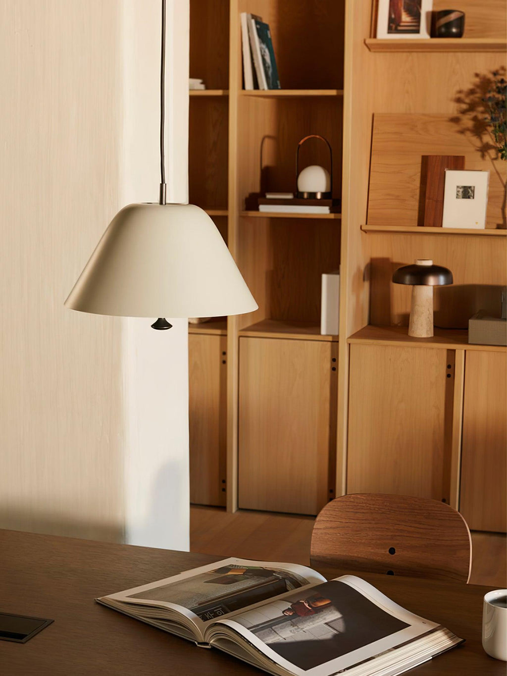 Brinavelle Acrylic Pendant Light-Moonnatur