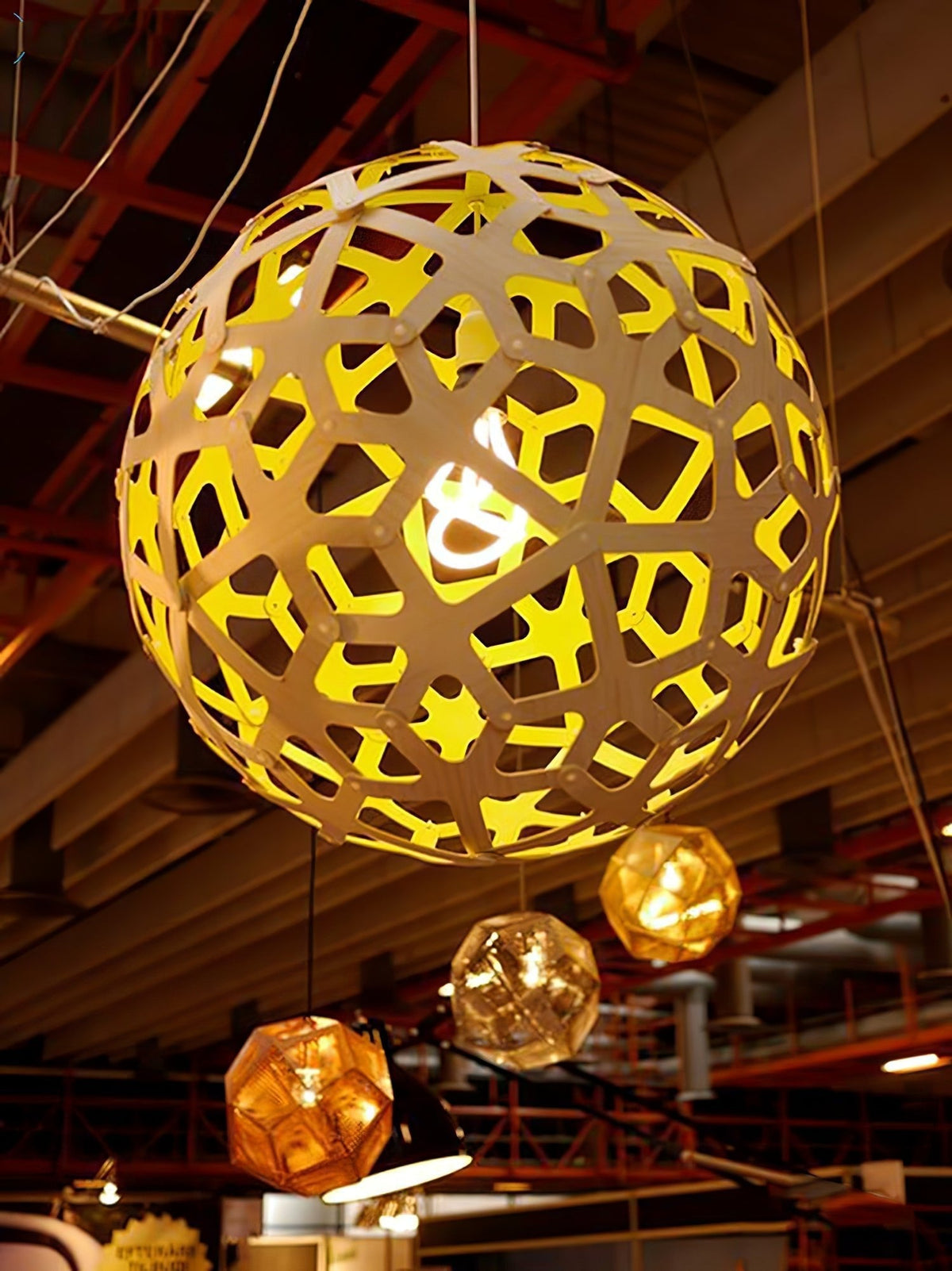 Cindelrose Wood Pendant Light-Moonnatur