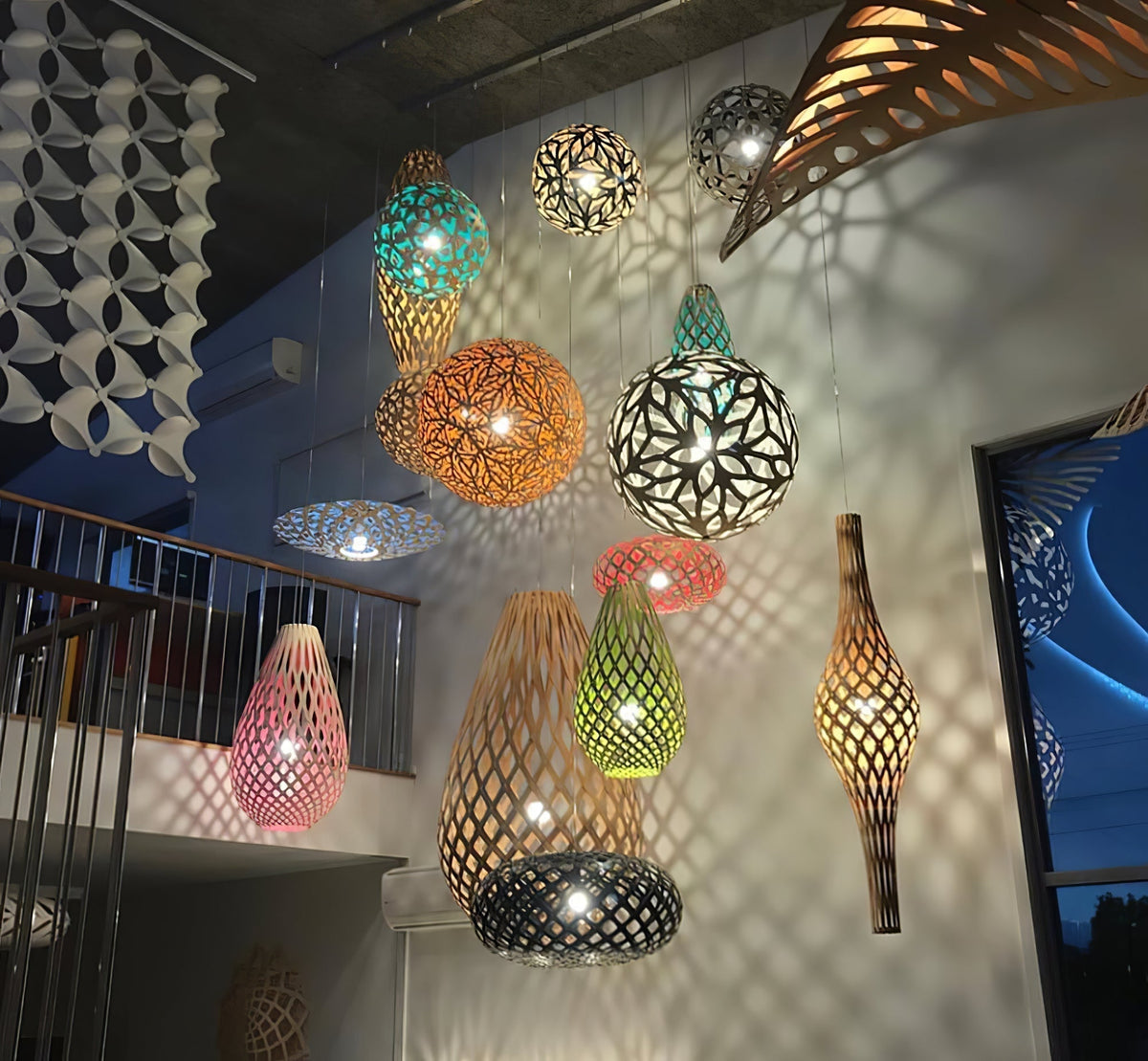 Cindelrose Wood Pendant Light-Moonnatur
