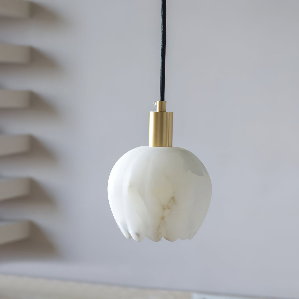 Garnelenora Alabaster Pendant Light-Moonnatur