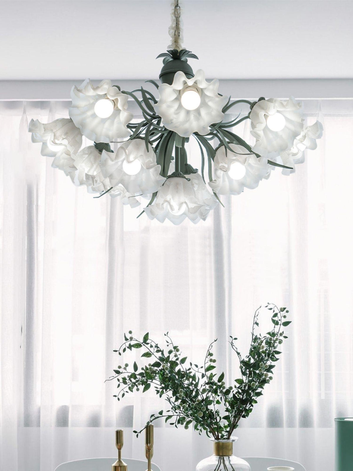 Mavina Metal Chandelier-Moonnatur