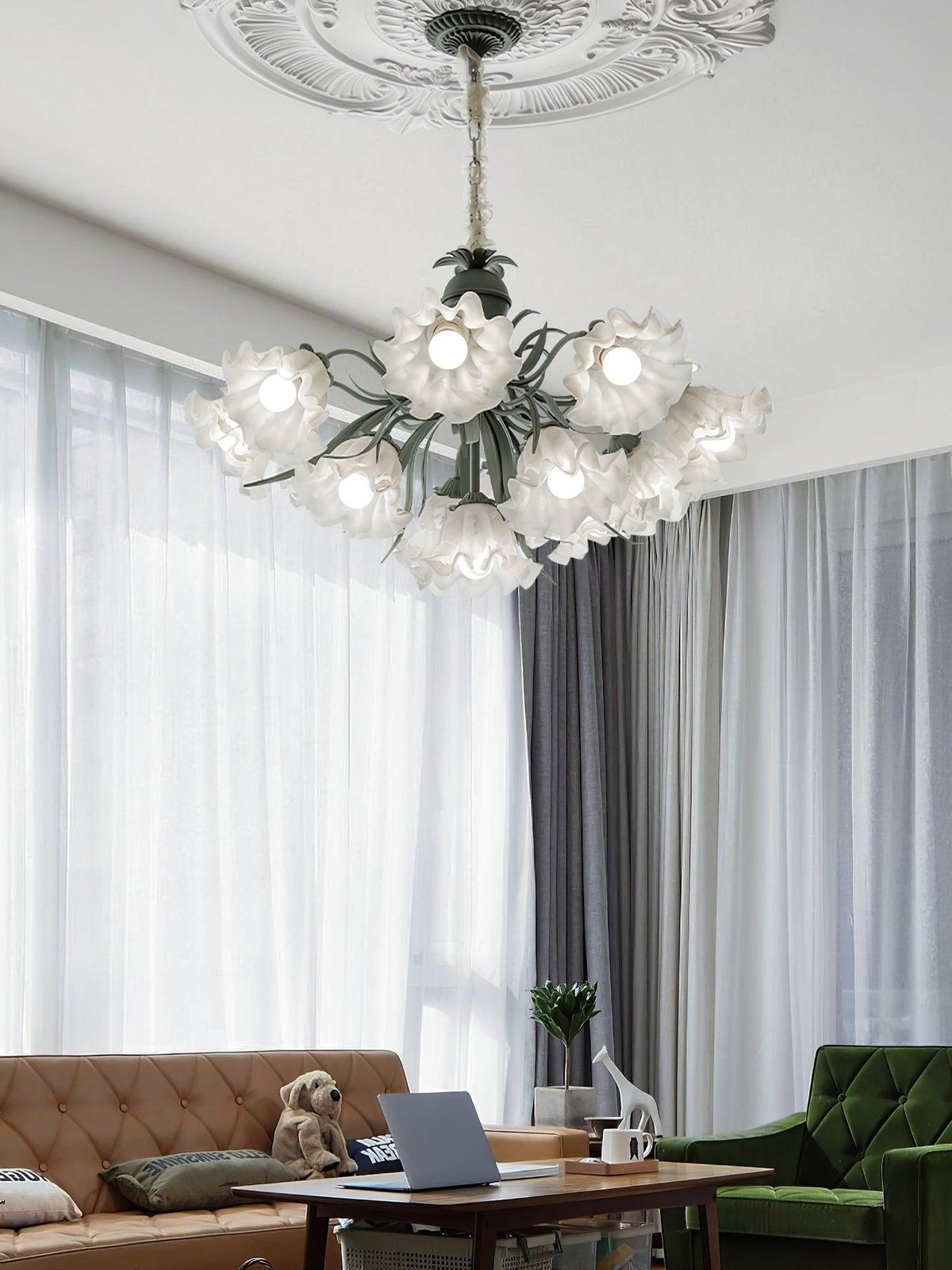 Mavina Metal Chandelier-Moonnatur