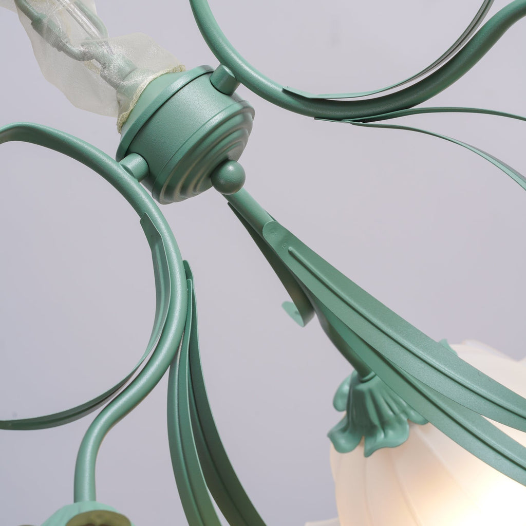 Mavina Metal Chandelier-Moonnatur