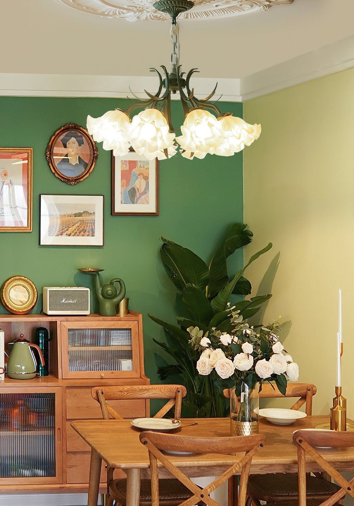 Mavina Metal Chandelier-Moonnatur