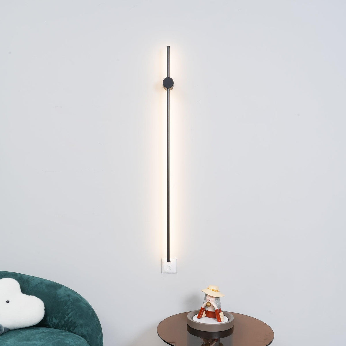 Neravia Acrylic Wall Lamp-Moonnatur