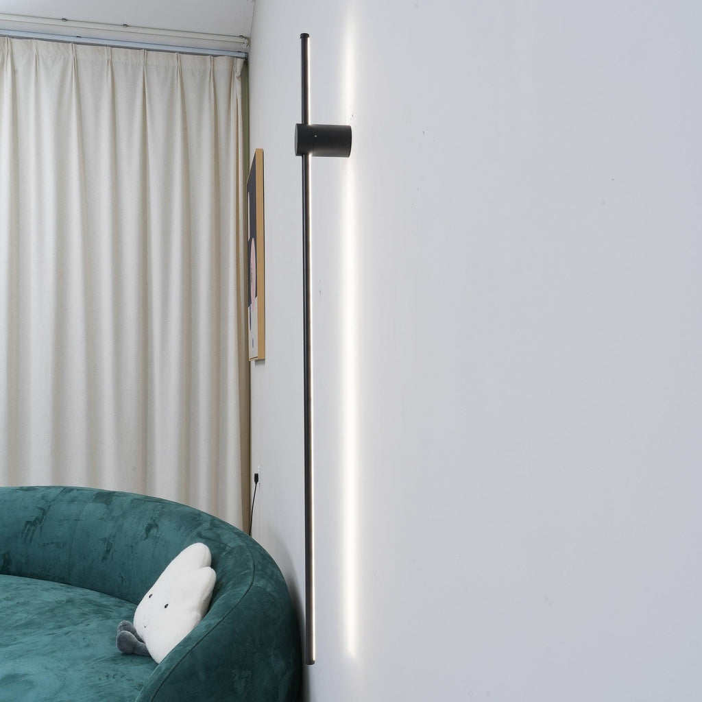 Neravia Acrylic Wall Lamp-Moonnatur