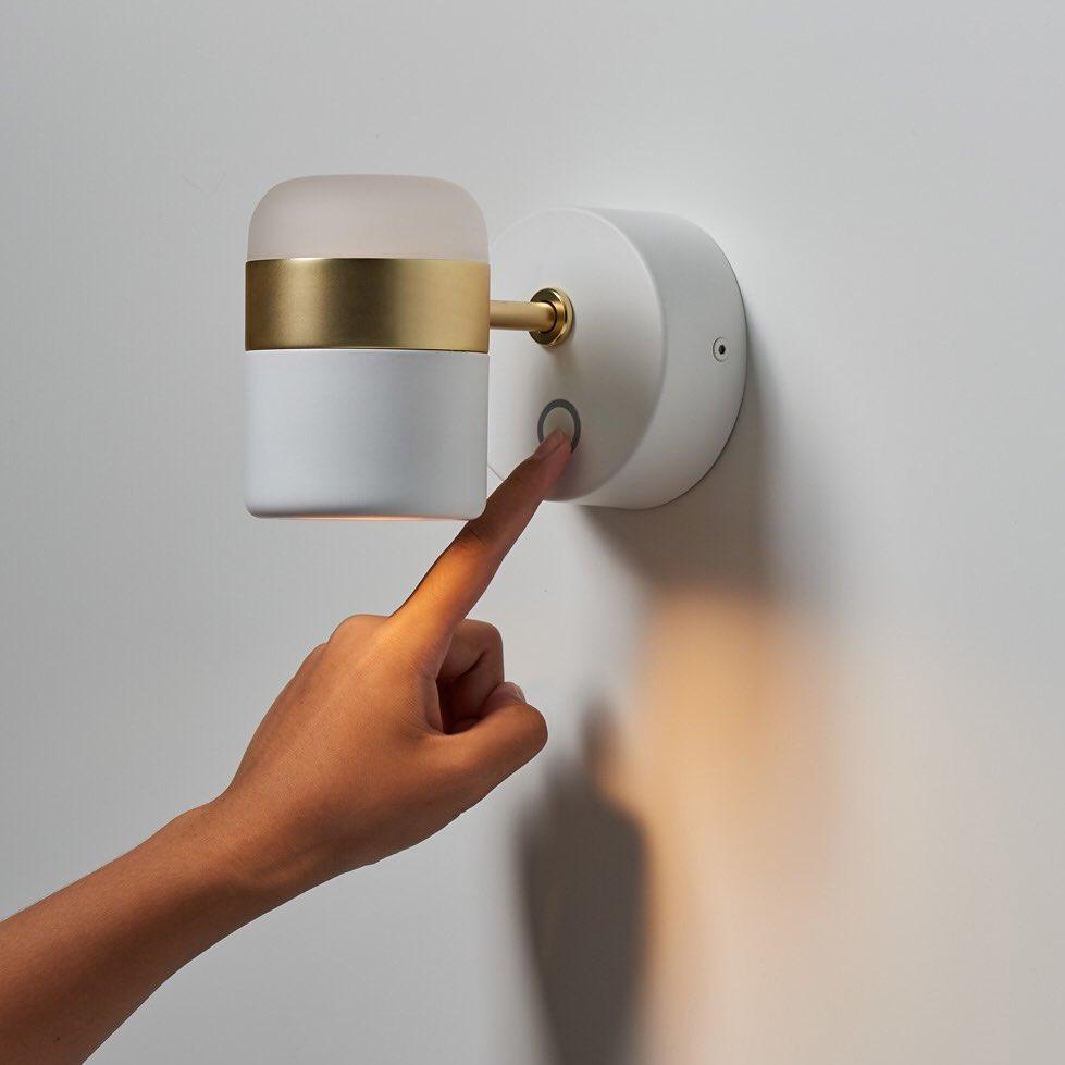 Berwinara Acrylic Wall Light-Moonnatur