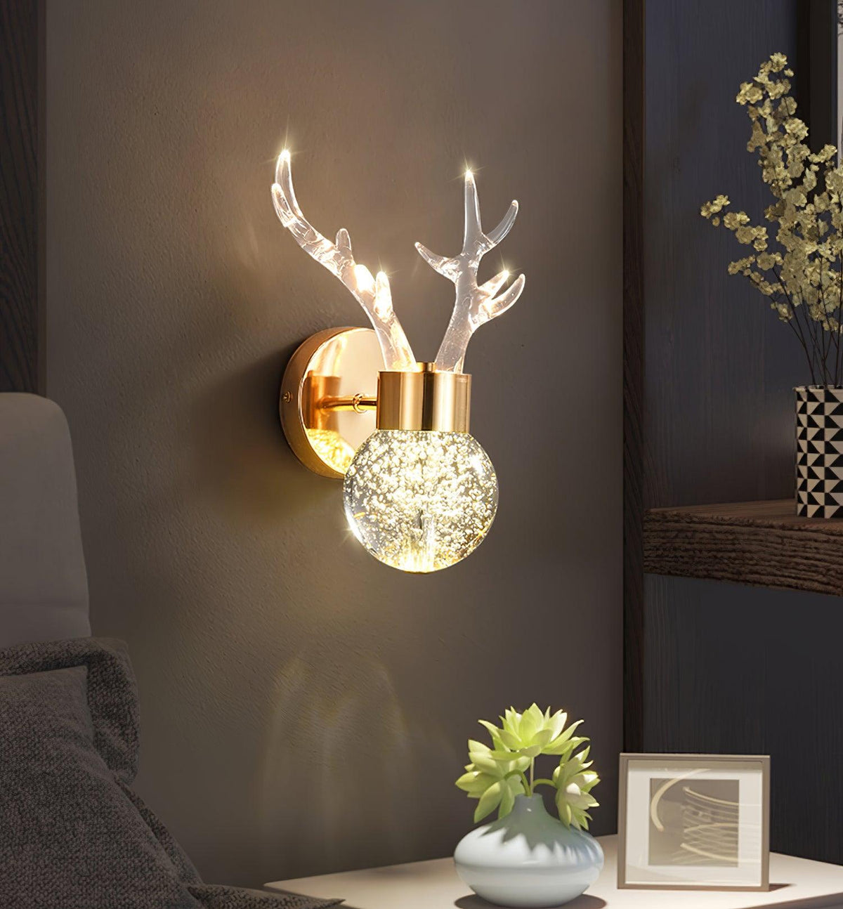Verdeniel Crystal Wall Light-Moonnatur