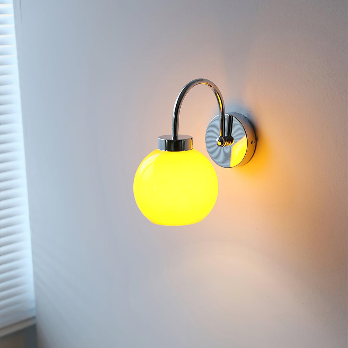 Vareneth Glass Wall Light-Moonnatur