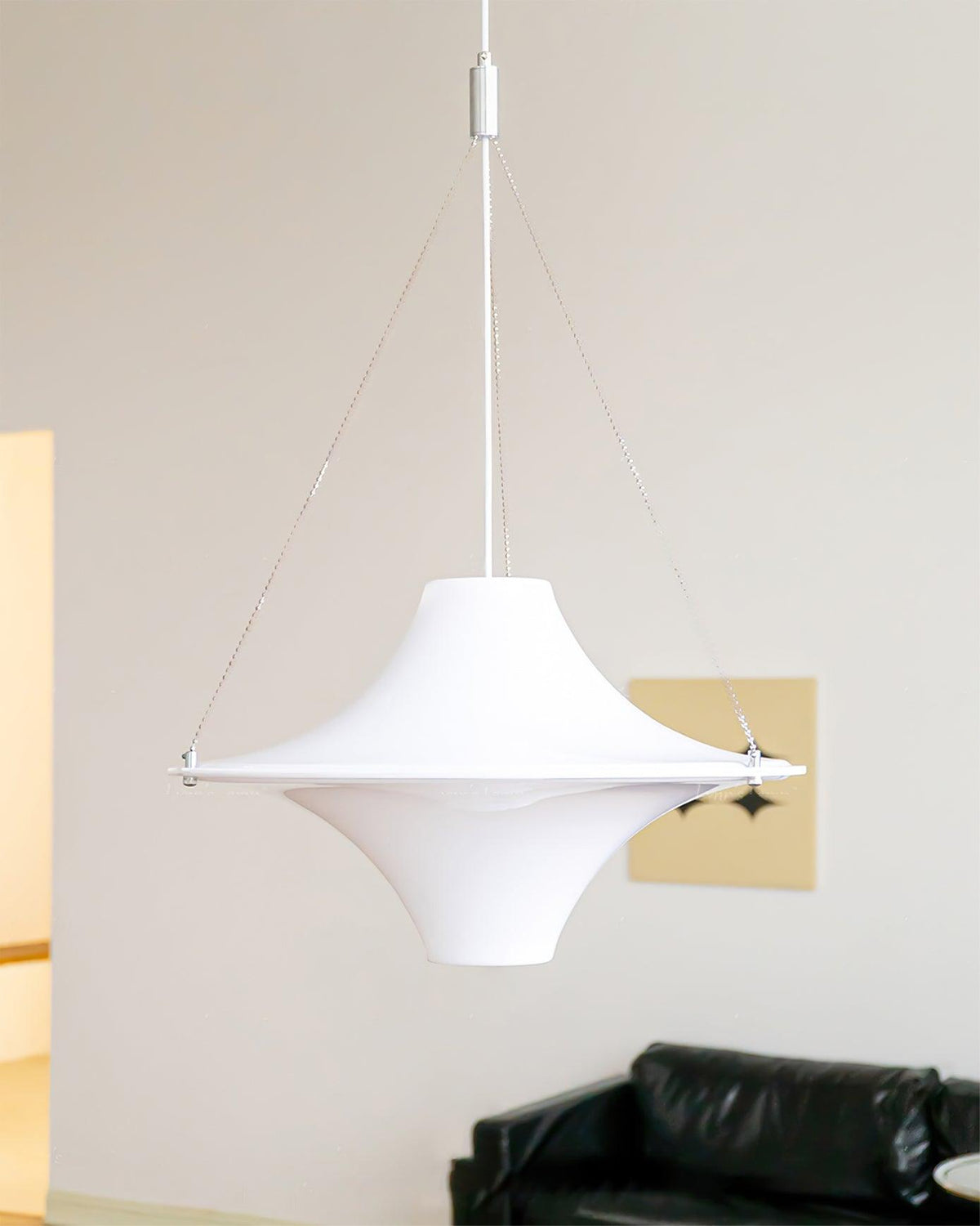 Giorava Acrylic Pendant Light-Moonnatur