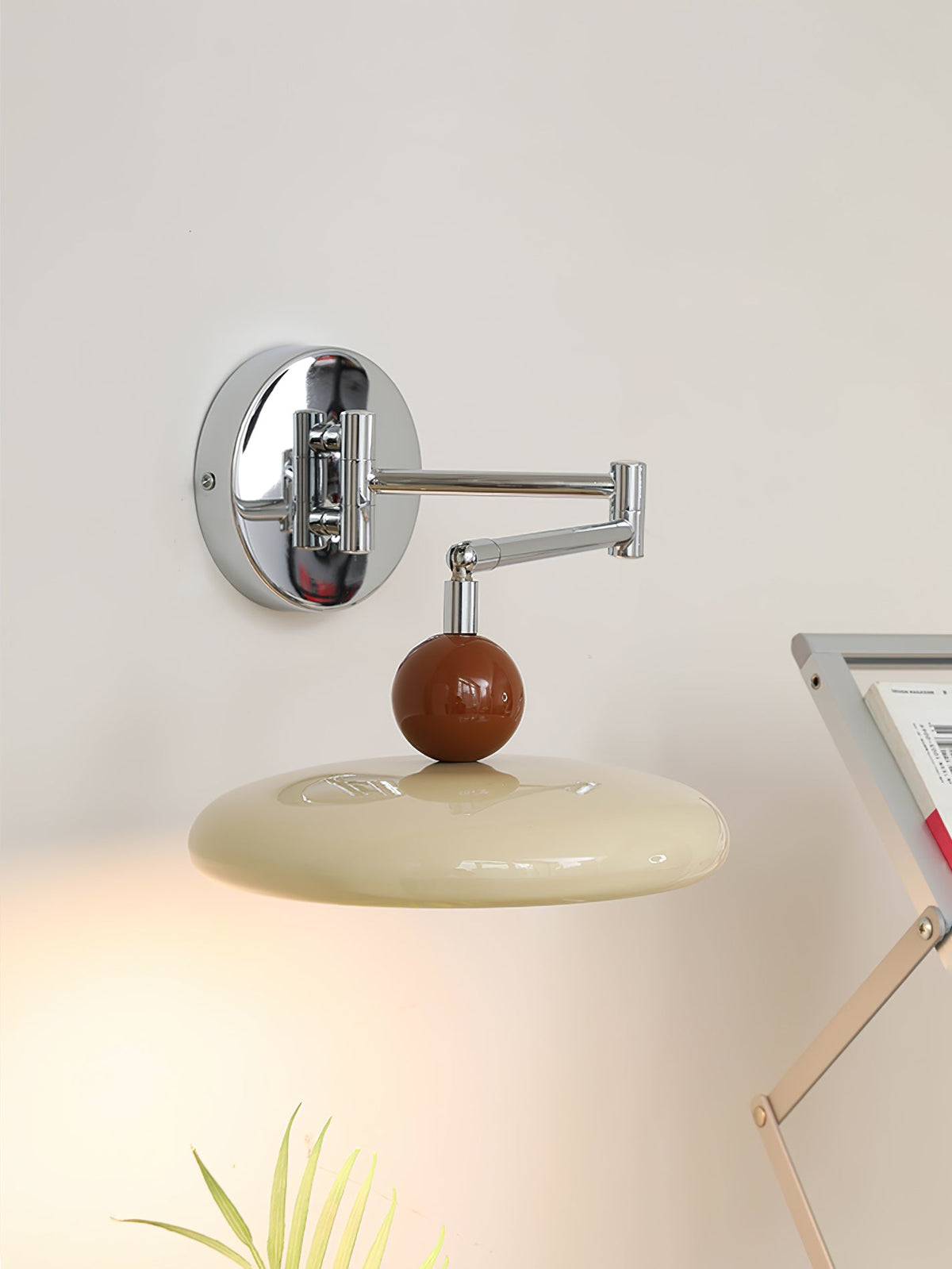 Coralune Acrylic Wall Light-Moonnatur