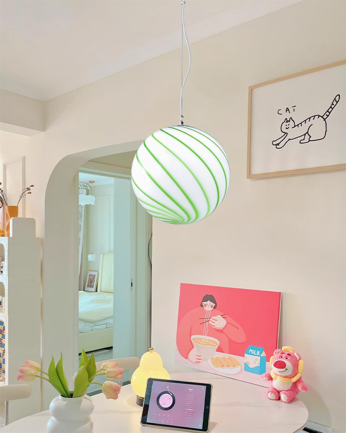 Tardenmere Glass Pendant Light-Moonnatur