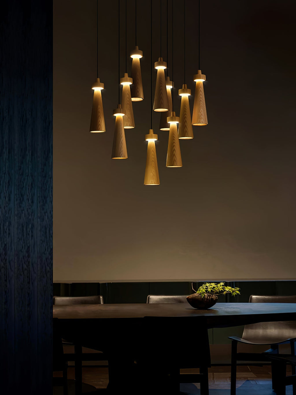 Xerenlyn Wood Pendant Light-Moonnatur