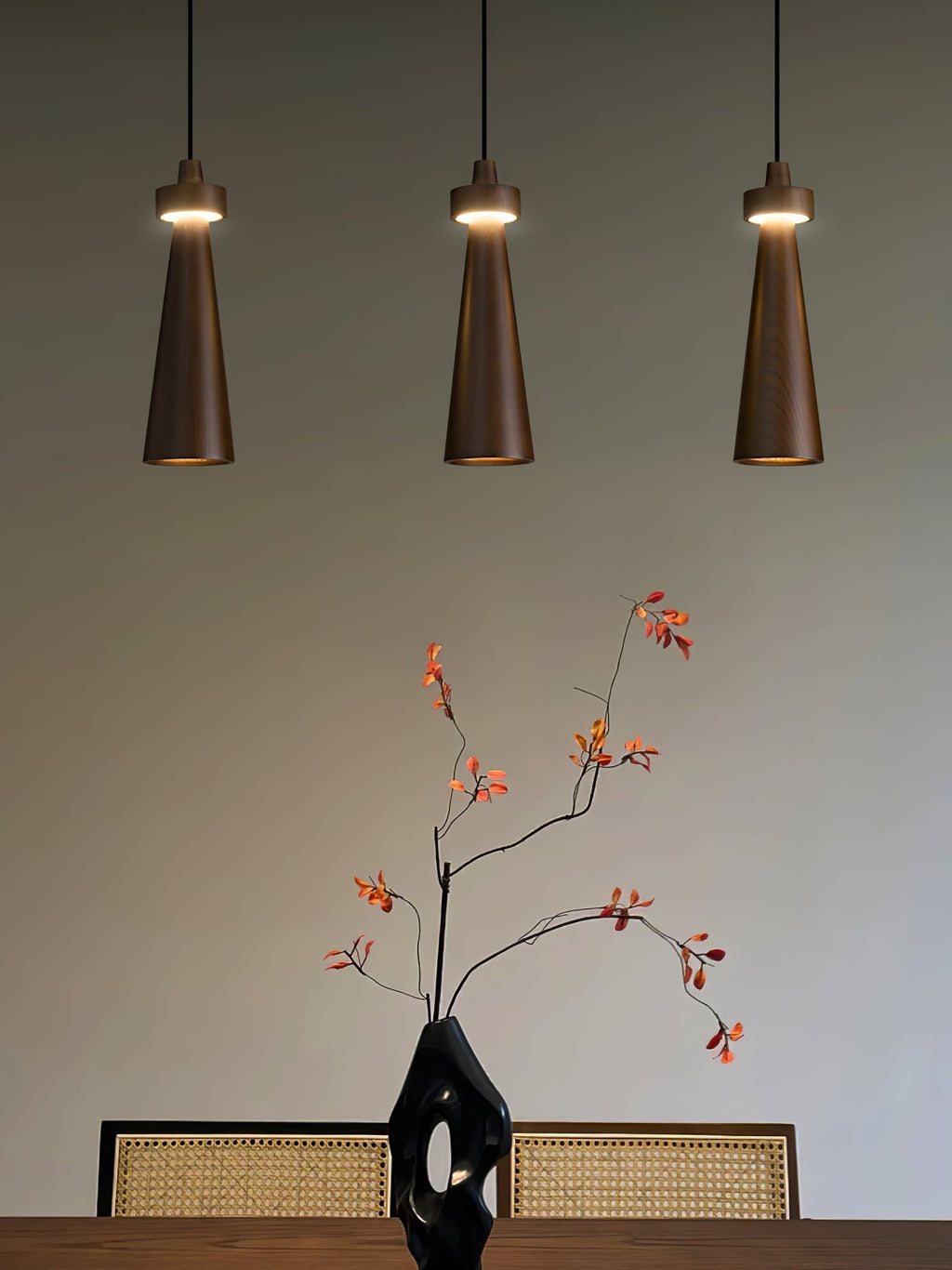 Xerenlyn Wood Pendant Light-Moonnatur