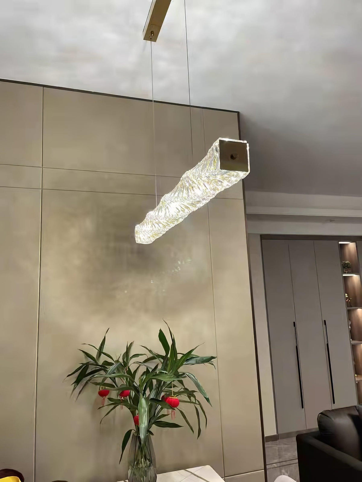 Ralenenna Crystal Pendant Light-Moonnatur