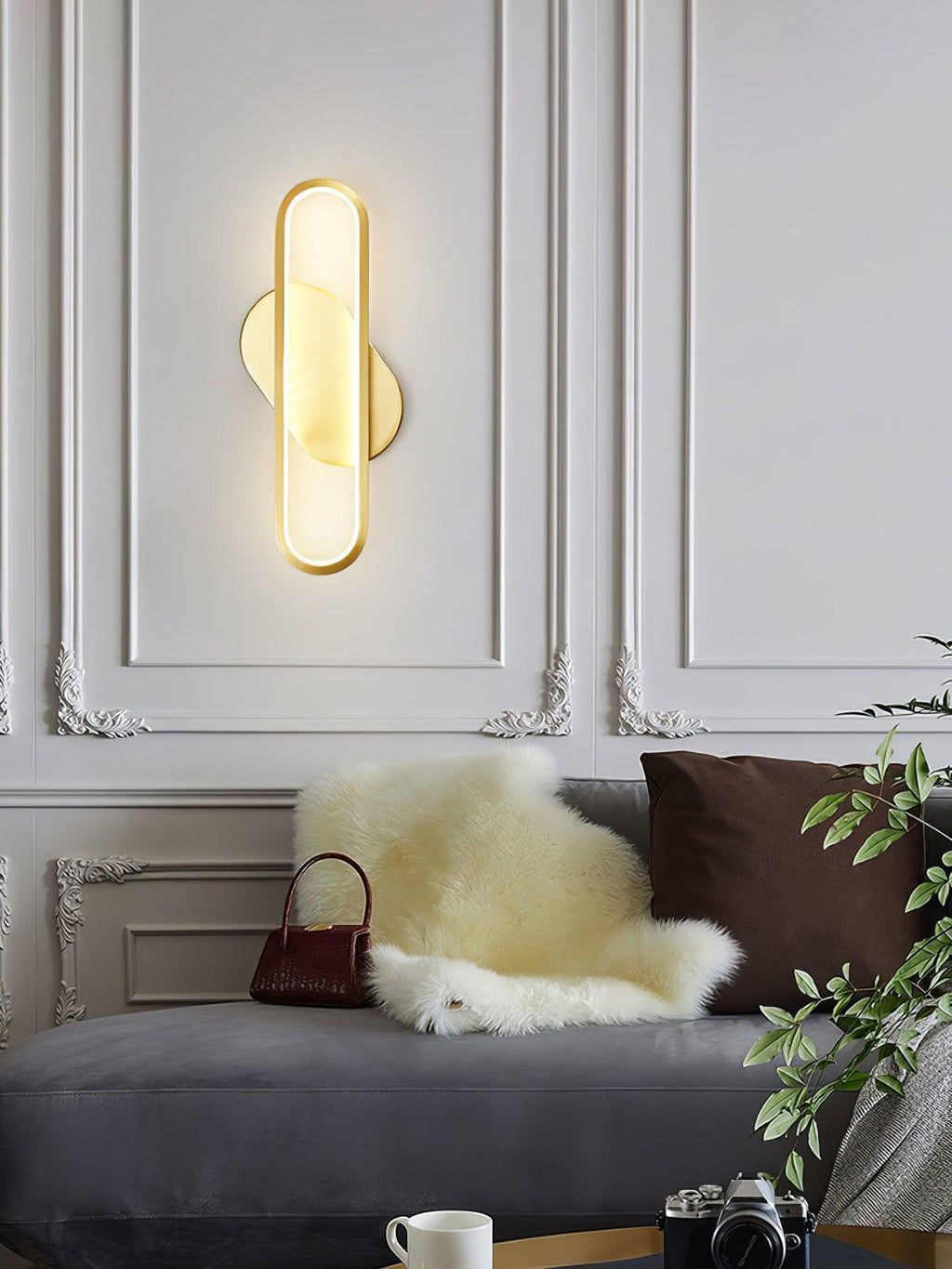 Garrowiel Brass Wall Light-Moonnatur