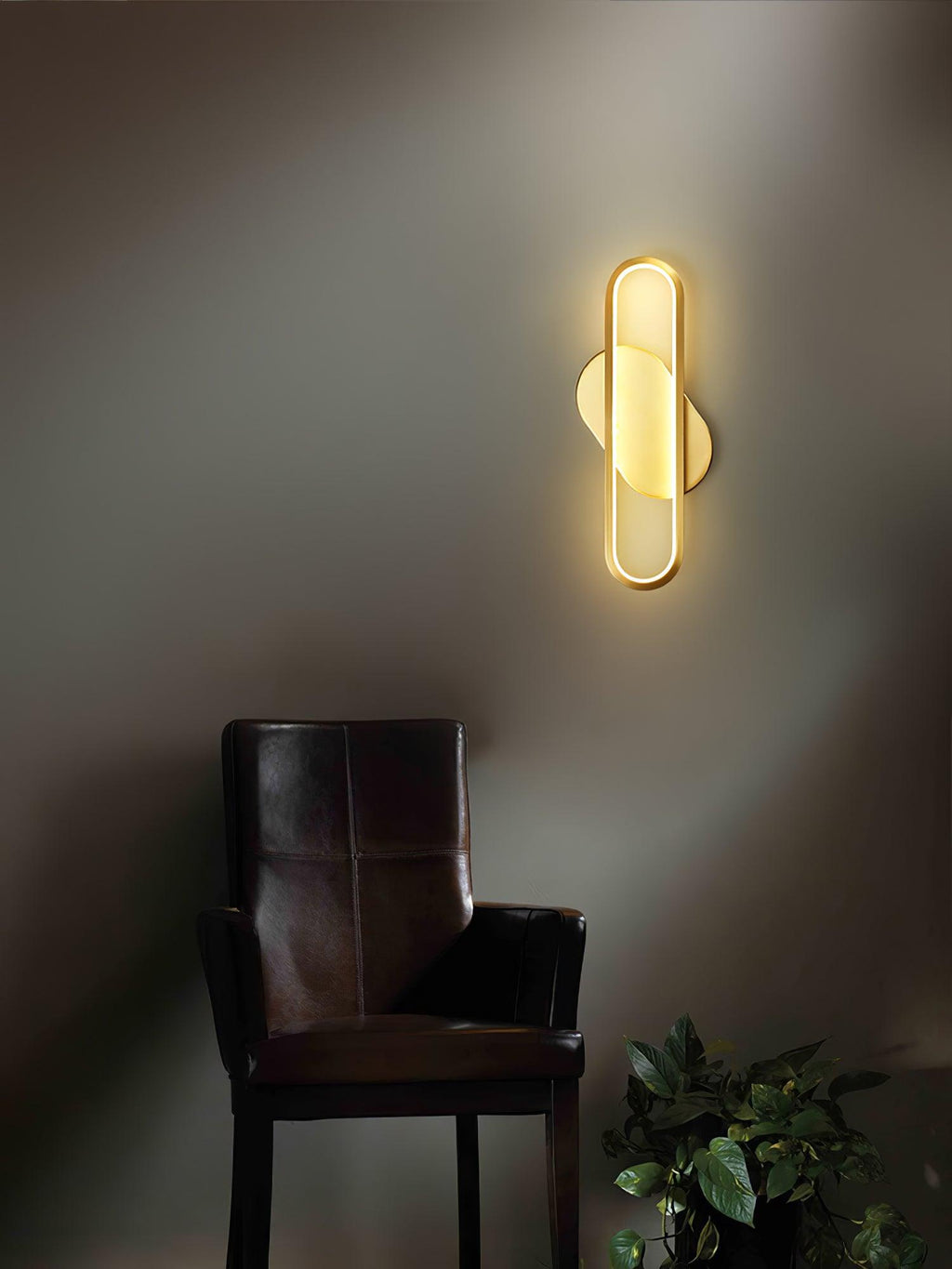 Garrowiel Brass Wall Light-Moonnatur