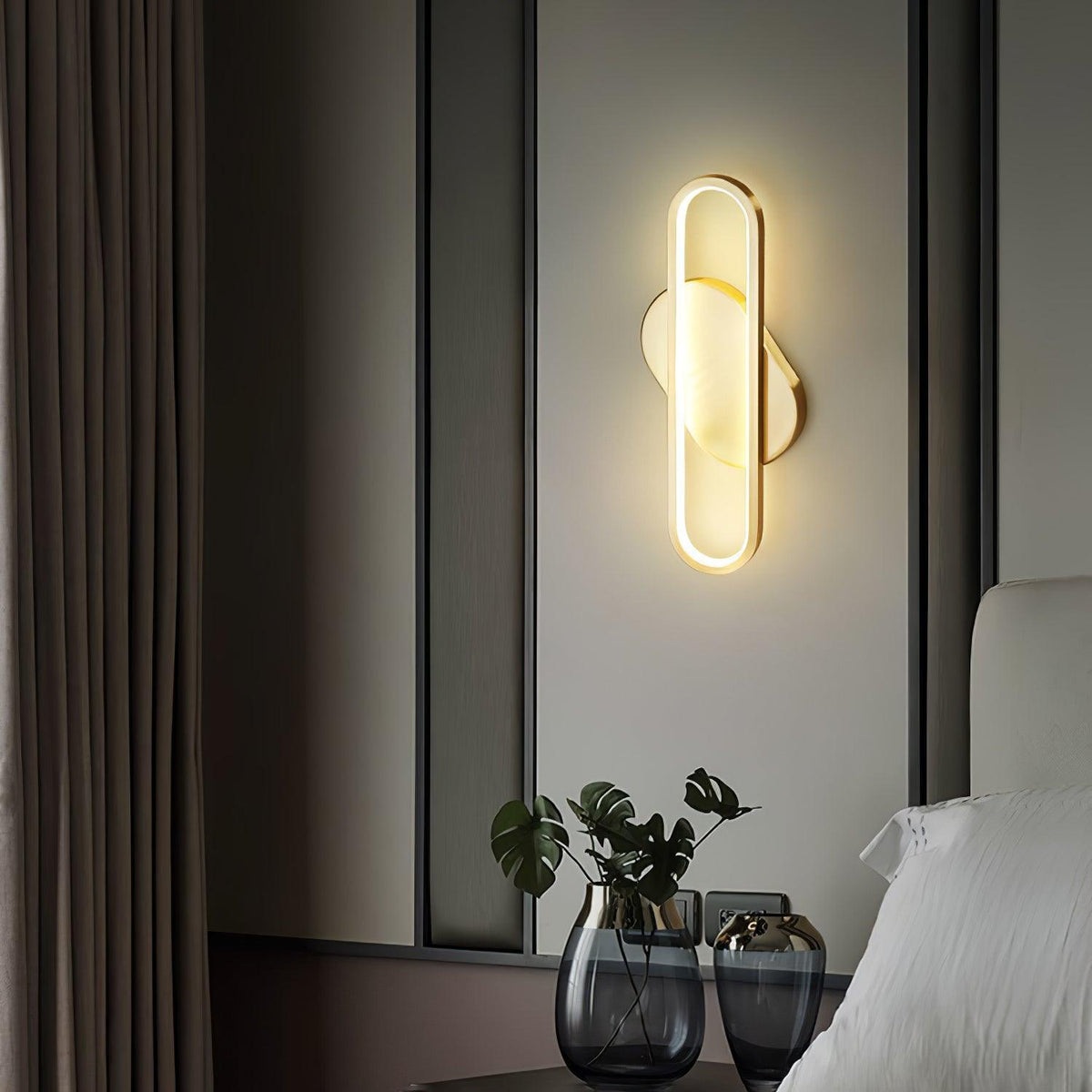 Garrowiel Brass Wall Light-Moonnatur