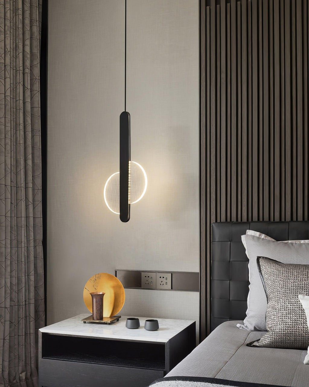 Valdenaelle Acrylic Pendant Light-Moonnatur
