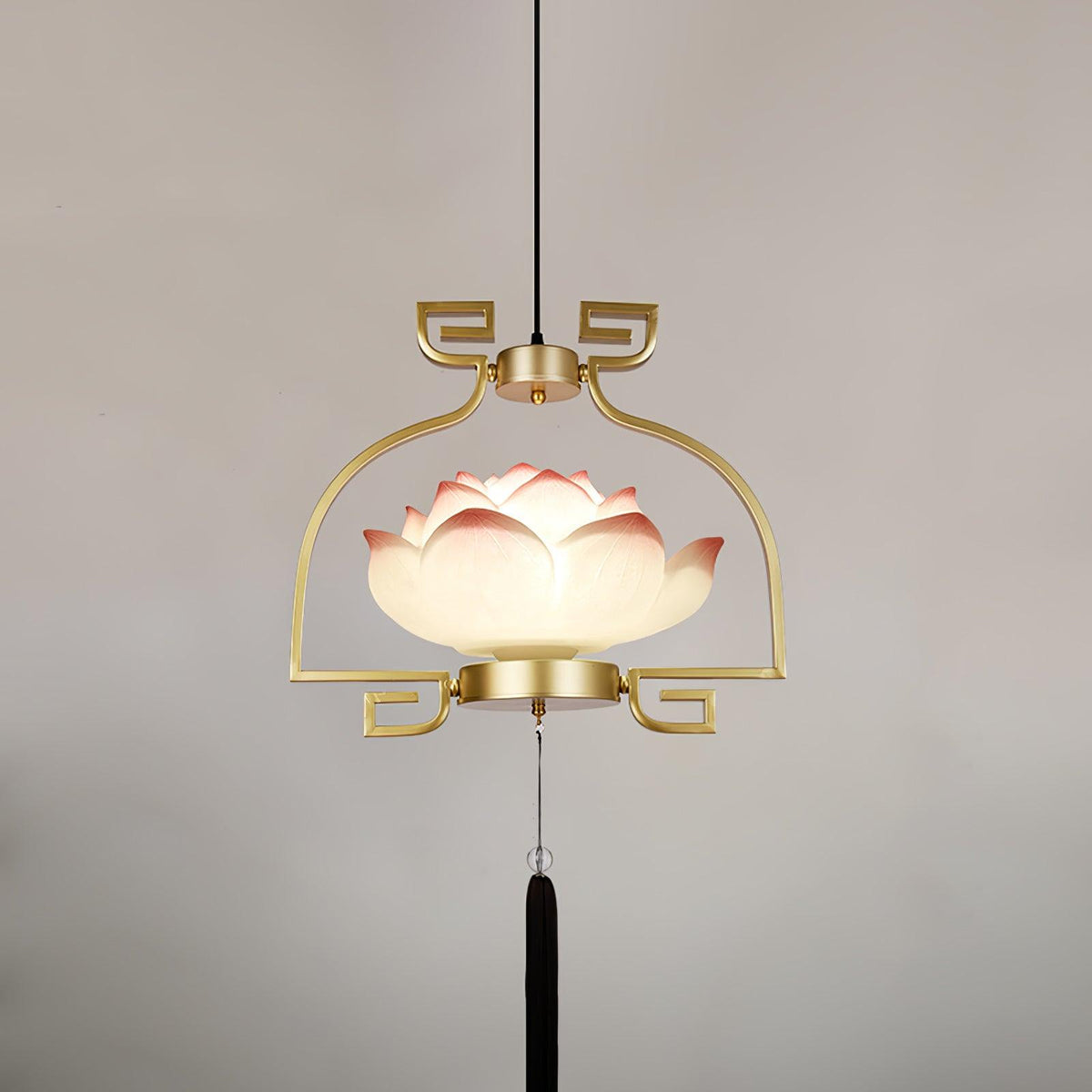 Gelmora Resin Chandelier-Moonnatur