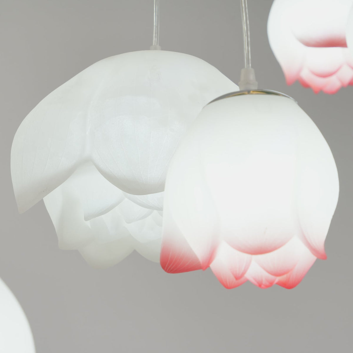 Lavenwyn Resin Chandelier-Moonnatur