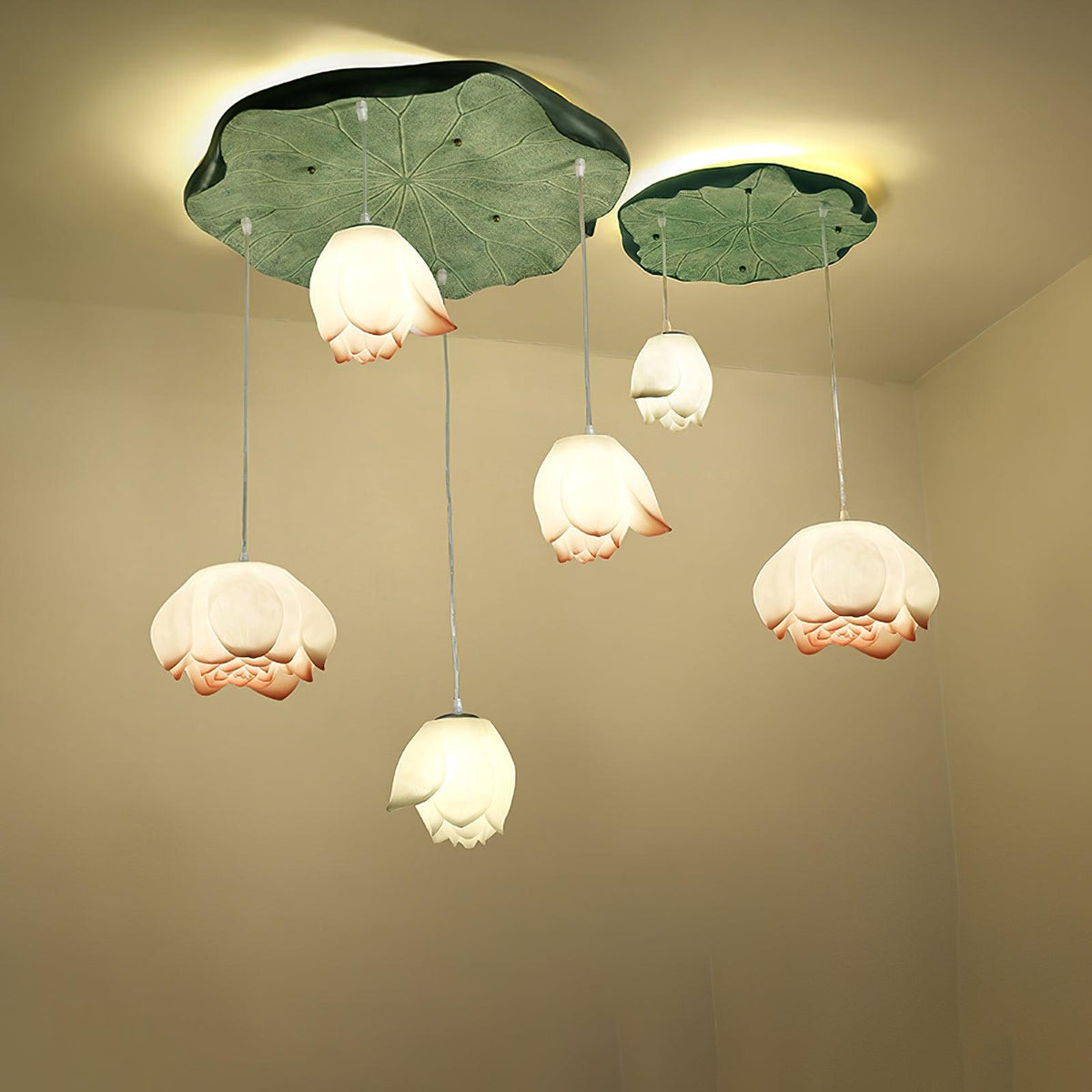 Lavenwyn Resin Chandelier-Moonnatur