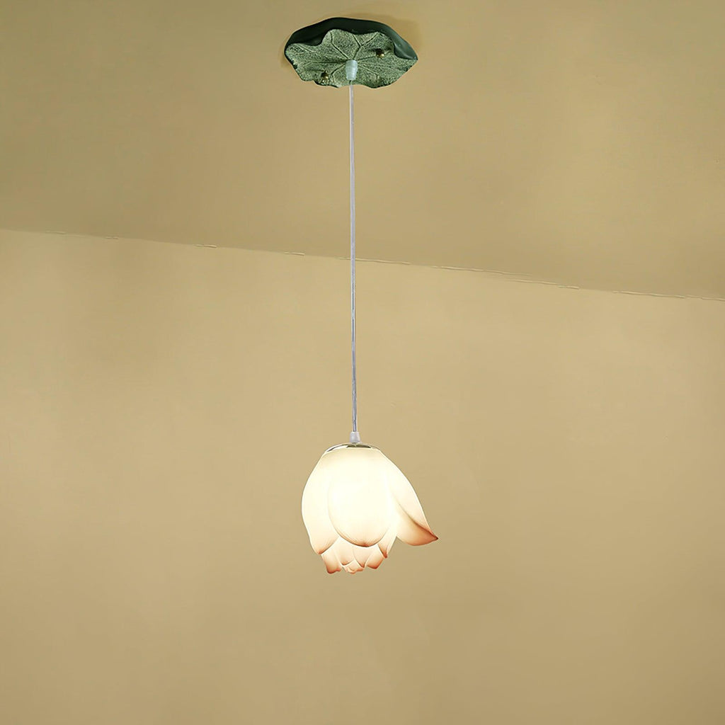 Lavenwyn Resin Chandelier-Moonnatur
