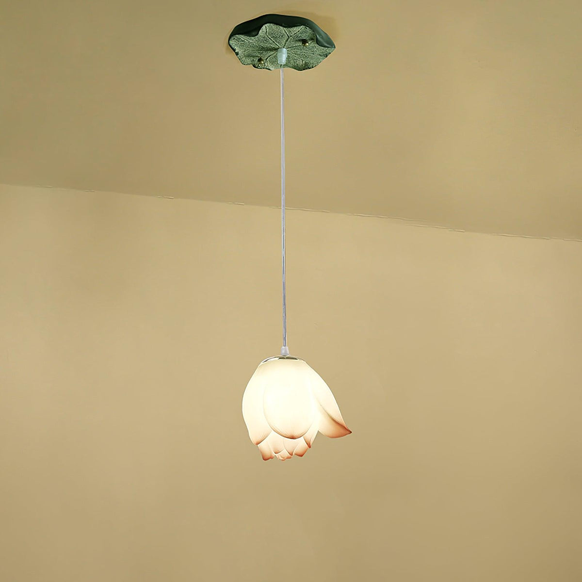 Lavenwyn Resin Chandelier-Moonnatur
