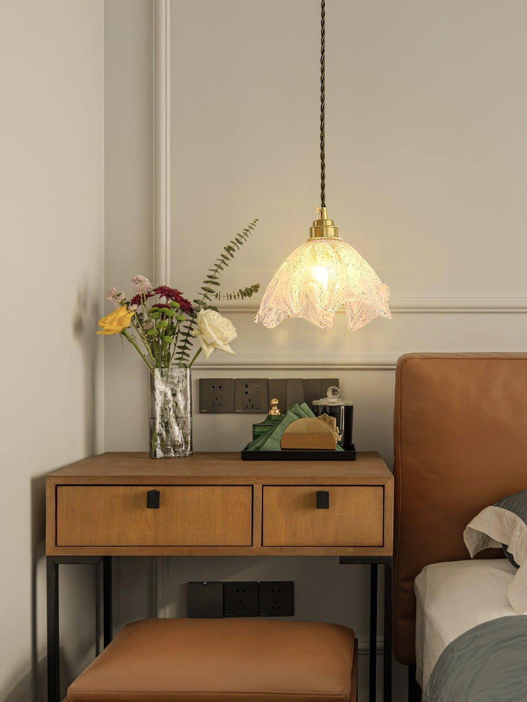 Celandelle Glass Pendant Light-Moonnatur