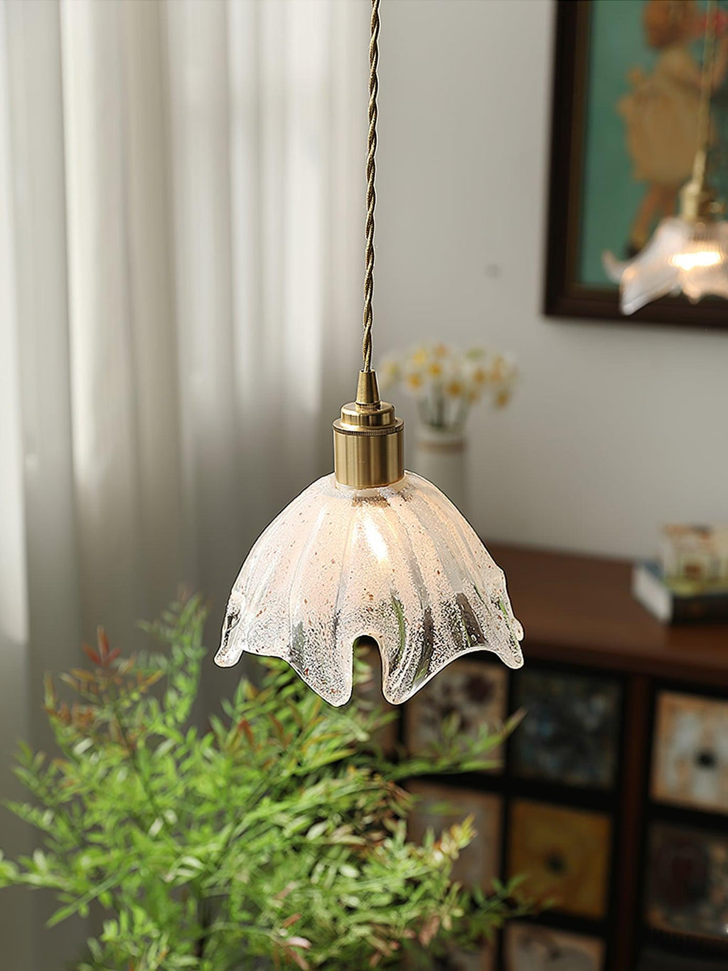 Celandelle Glass Pendant Light-Moonnatur