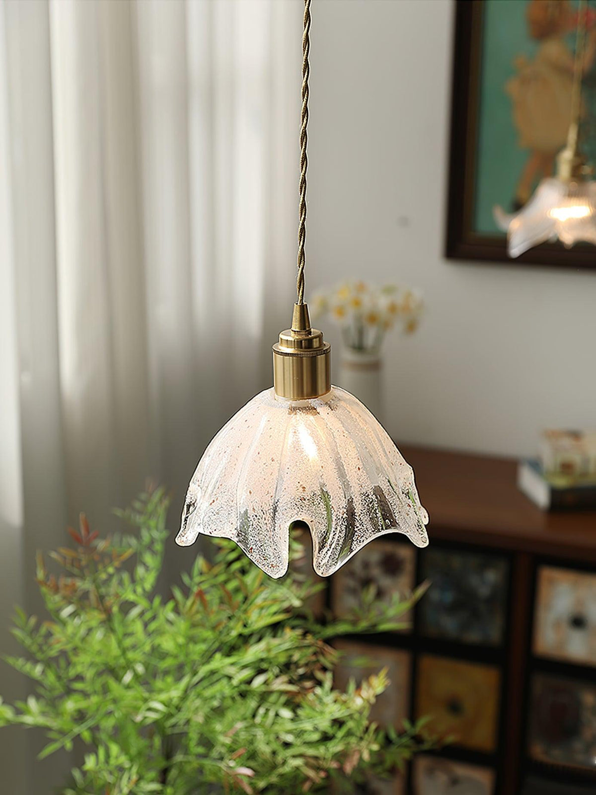 Celandelle Glass Pendant Light-Moonnatur
