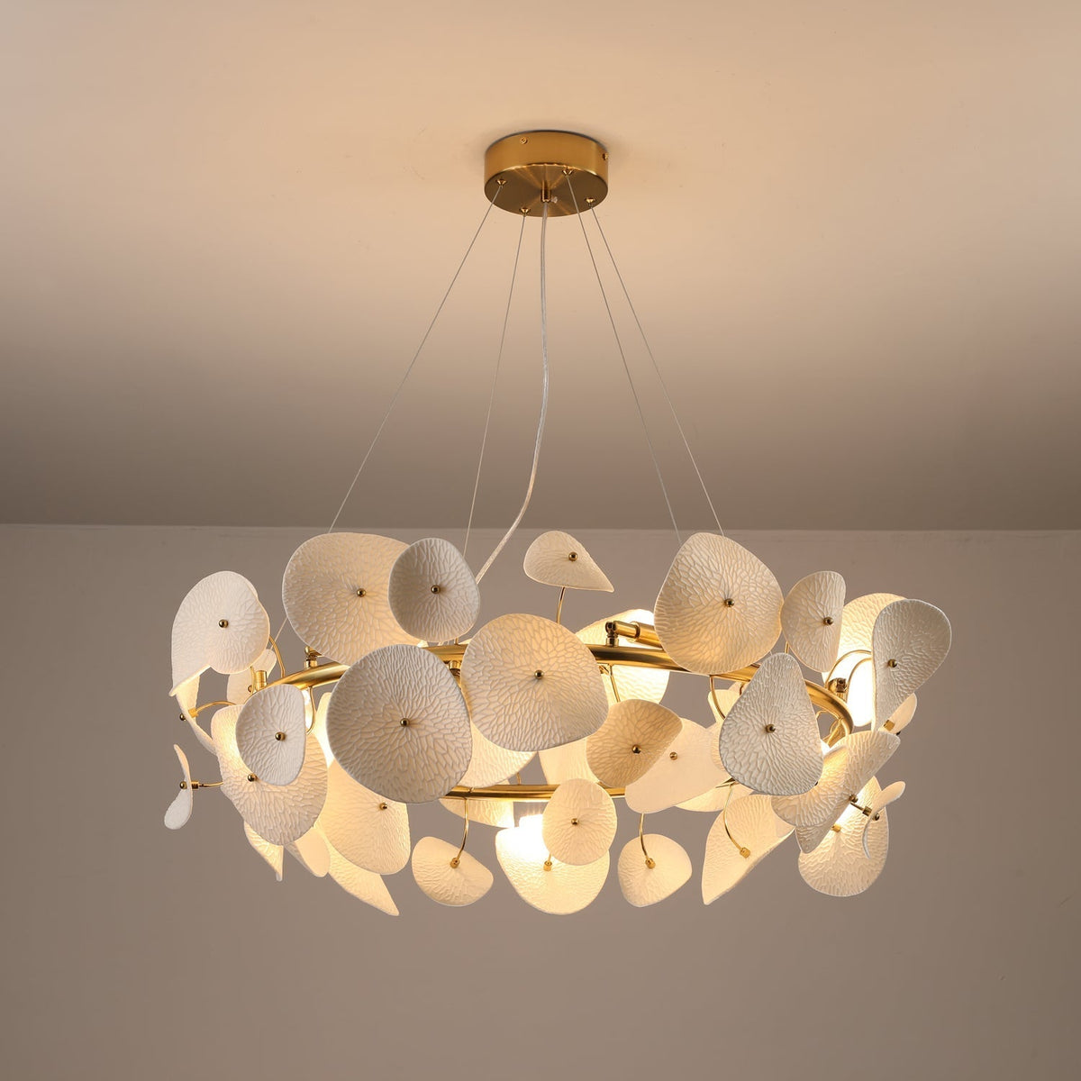 Gelmavia Ceramic Chandelier-Moonnatur