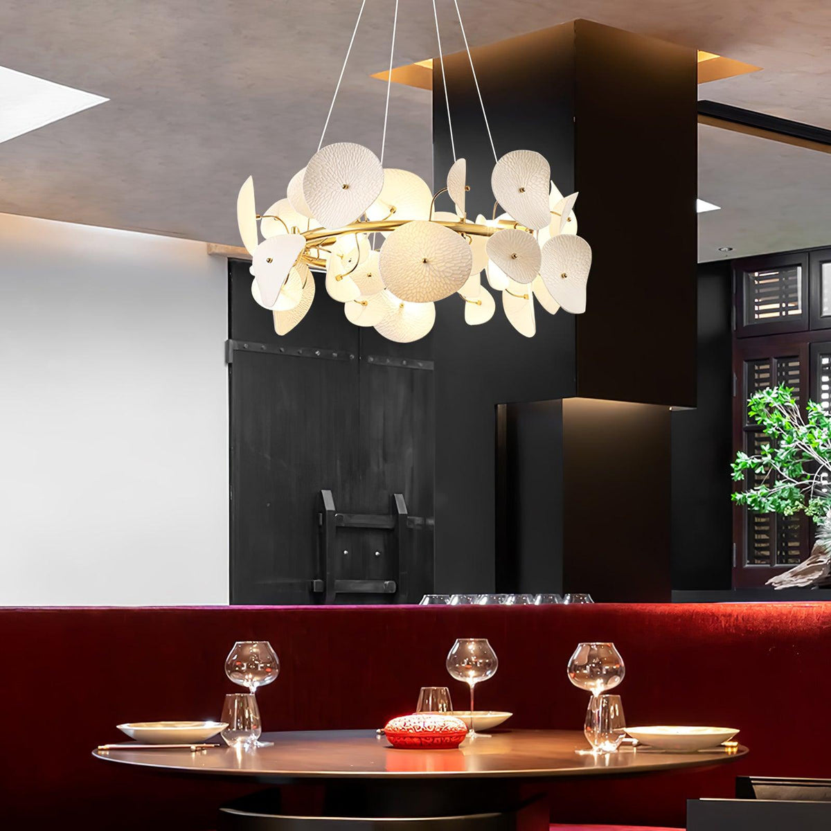 Gelmavia Ceramic Chandelier-Moonnatur