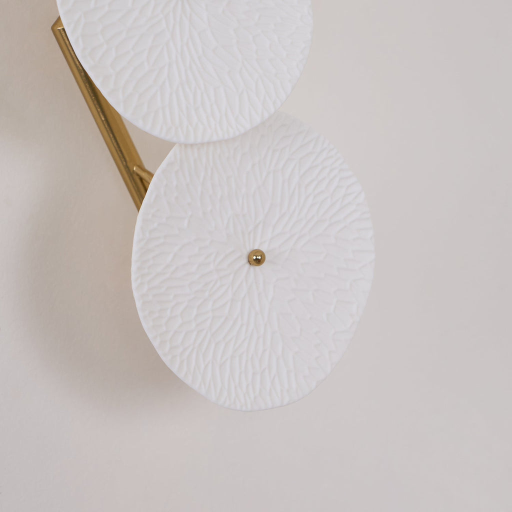 Zoralia Ceramic Wall Lamp-Moonnatur