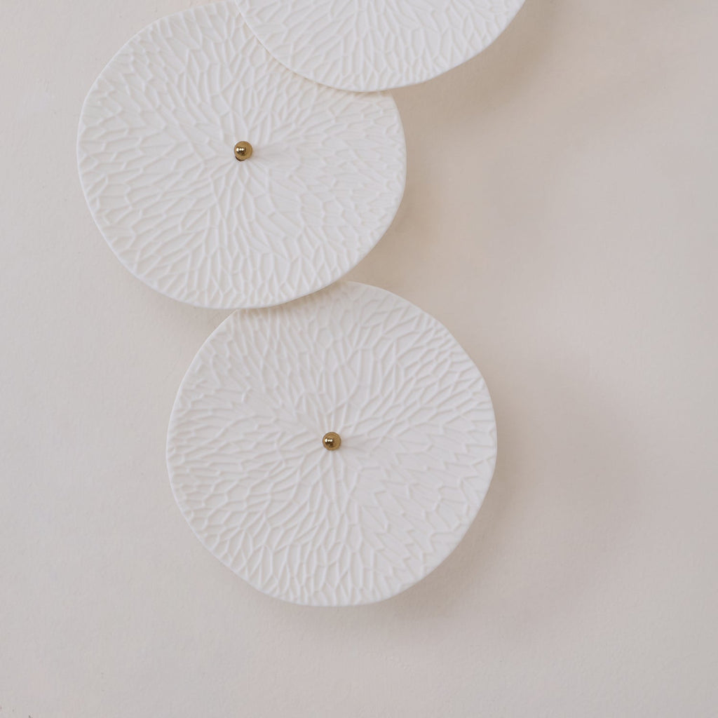 Savenwren Ceramic Wall Light-Moonnatur