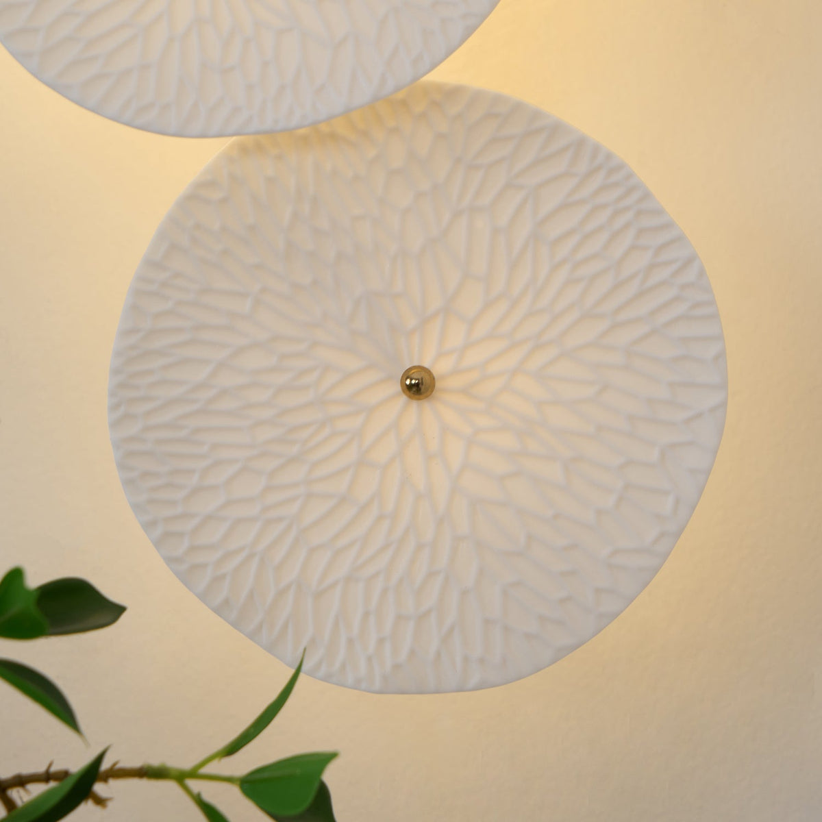 Savenwren Ceramic Wall Light-Moonnatur