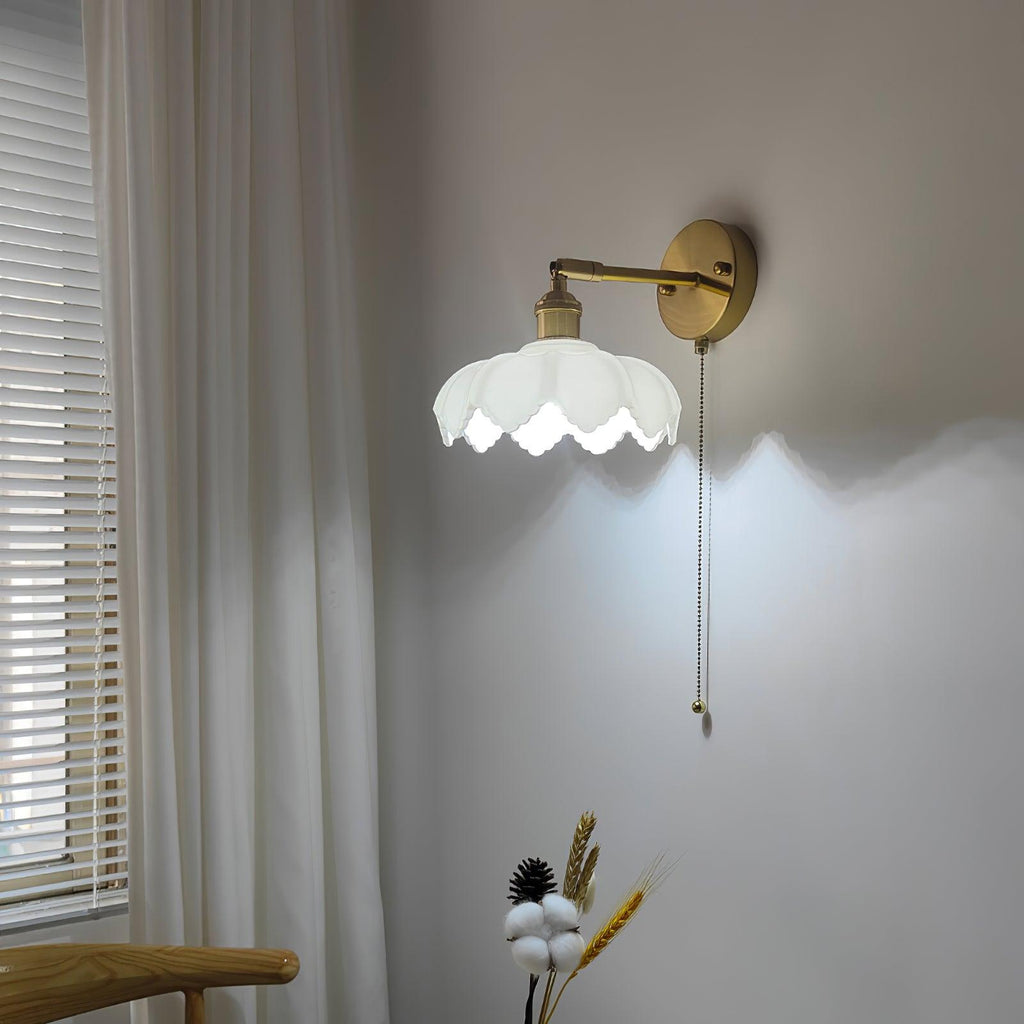 Larkaria Glass Wall Light-Moonnatur