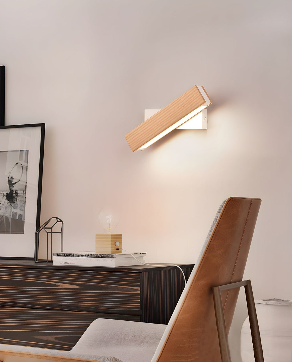 Cardenelle Wood Wall Light-Moonnatur